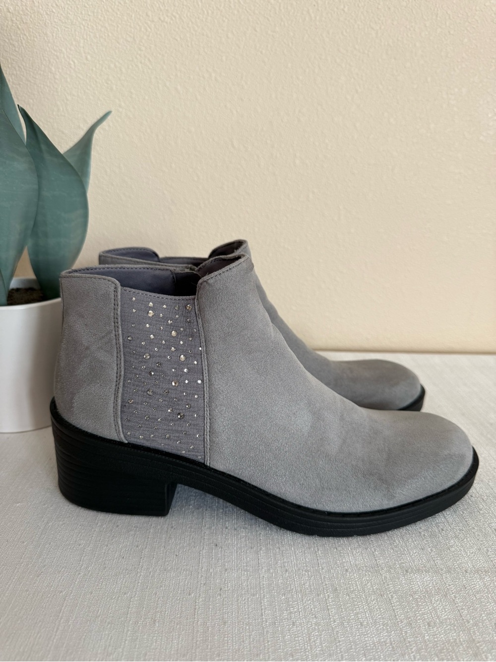 BZEES Outstanding Gray Microfiber Sparkle Panel Block Heeled Boots
